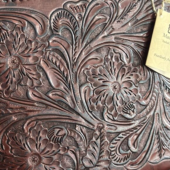 Mauzari Berlin Women's Large Tooled Leather Tote with External Pocket NEW - Picture 4 of 12